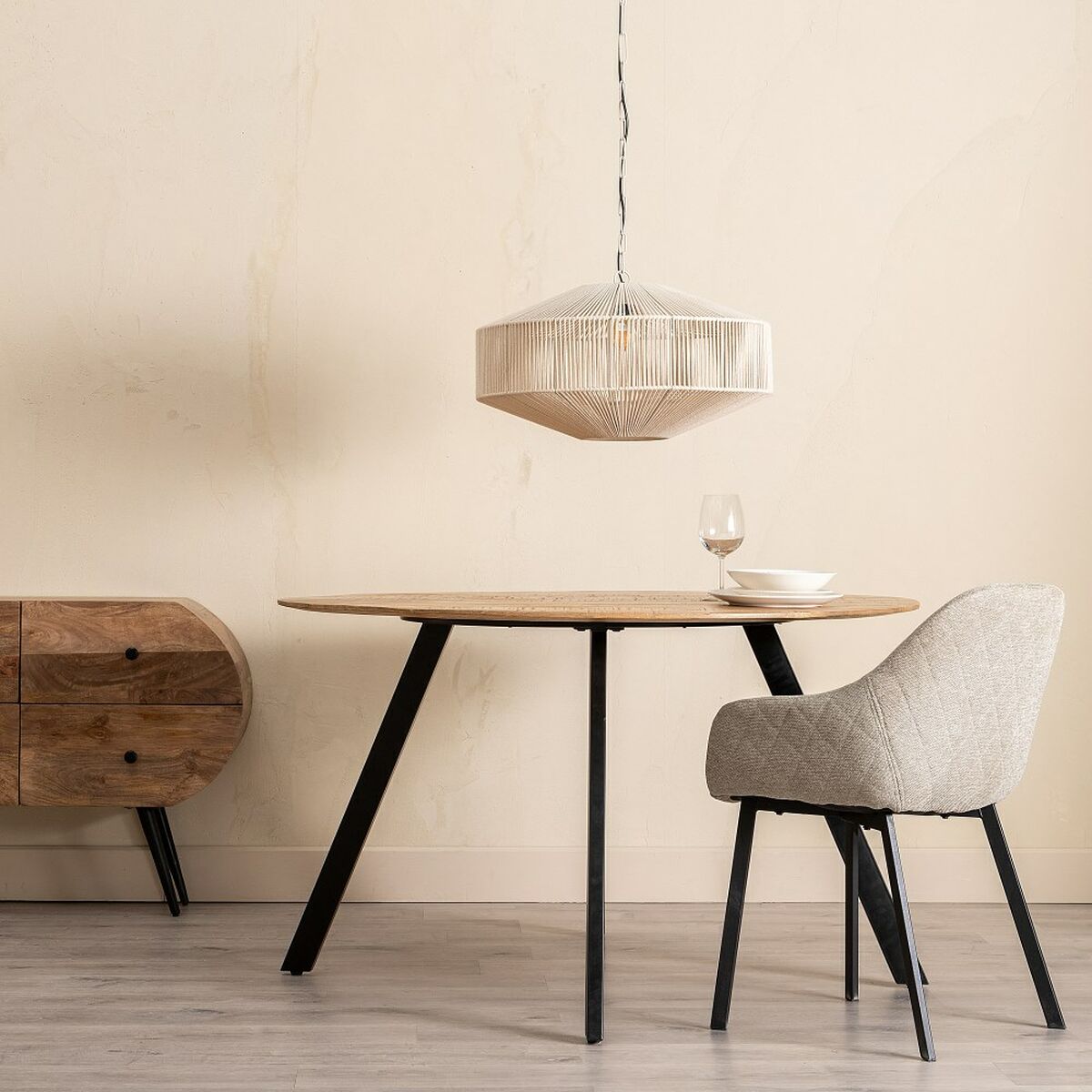 Dining Table 130 x 130 x 77 cm Natural Black Wood Iron